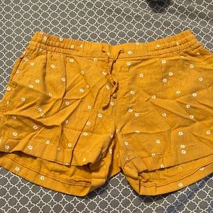 Old navy lounge shorts woman’s size L